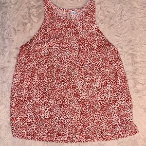 Old Navy Sleeveless blouse in size s